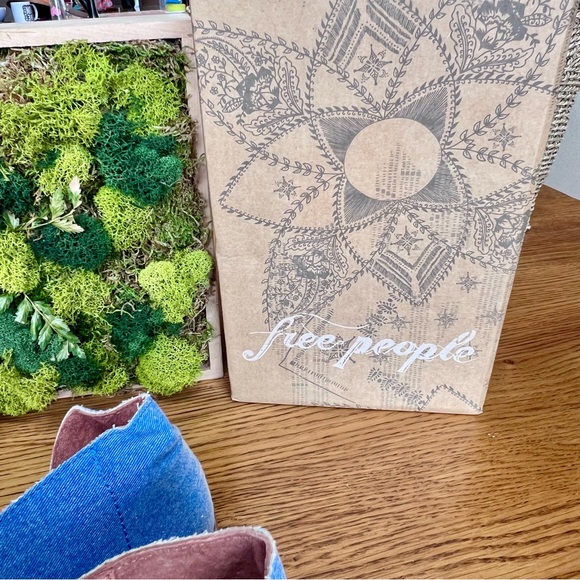 ⭐️ NEW NWT Free People Mont Blanc Asymmetrical Sandal in Denim Size 38/ 7.5 BOX - Picture 9 of 14